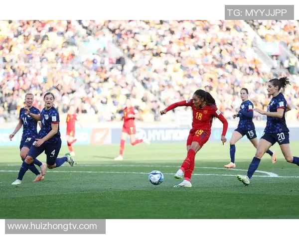 希腊女足与爱尔兰女足激战正酣争夺欧洲女足锦标赛入场券